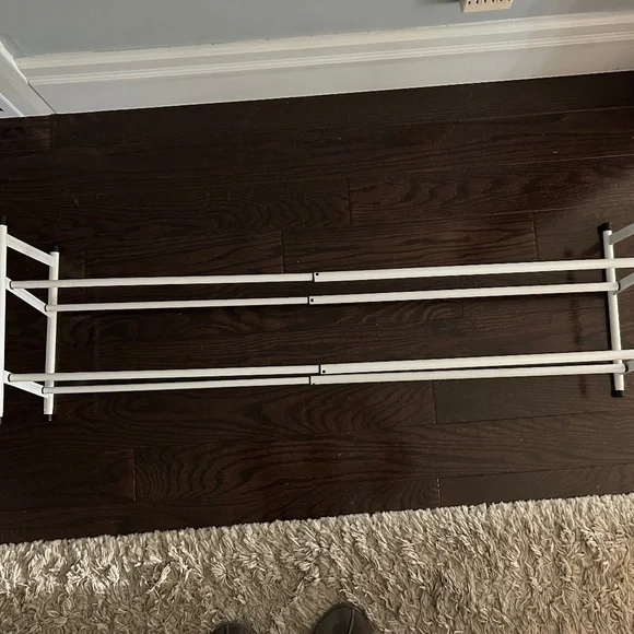 Extendable Shoe Rack - Picture 1 of 4